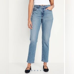 Old Navy Sky High Curvy Straight Jeans size 4